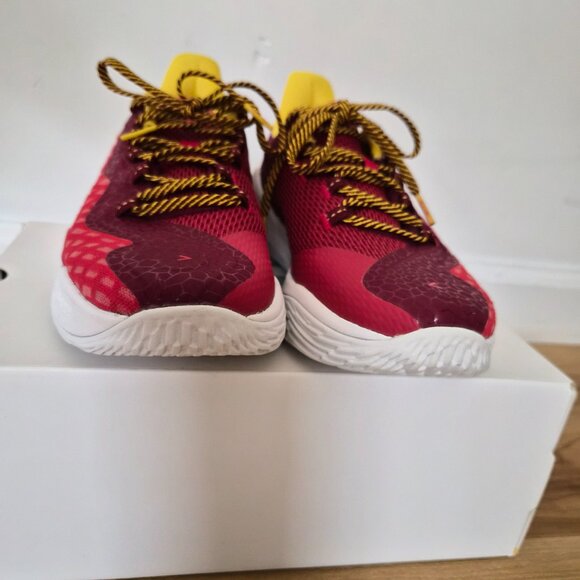 Under Armour Curry 11 Bruce Lee Fire (GS), wore 2x, 95% New! - Picture 4 of 10